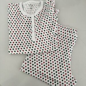 Roller Rabbit White Pajama Set with Red and Black Hearts